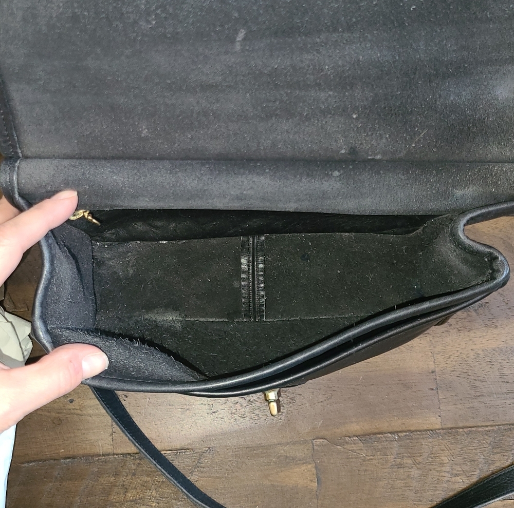Vintage Coach Willis 9927 Black Leather - Picture 8 of 16